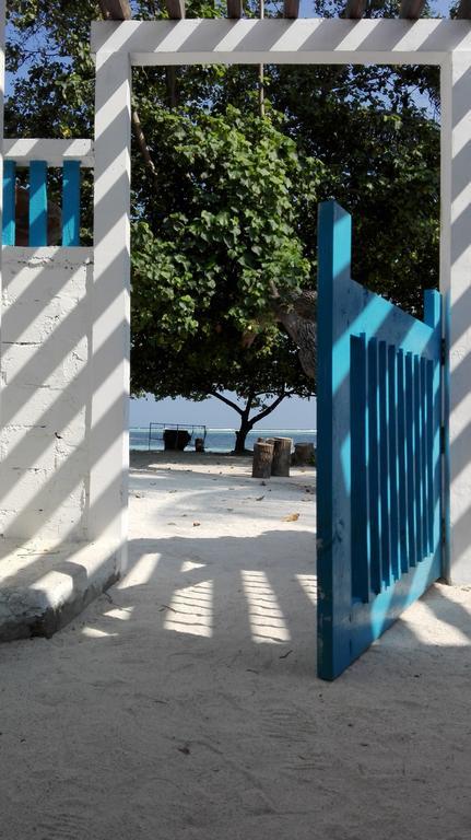 Rip Tide Vacation Inn, K.Guraidhoo Guraidhoo  Exterior photo
