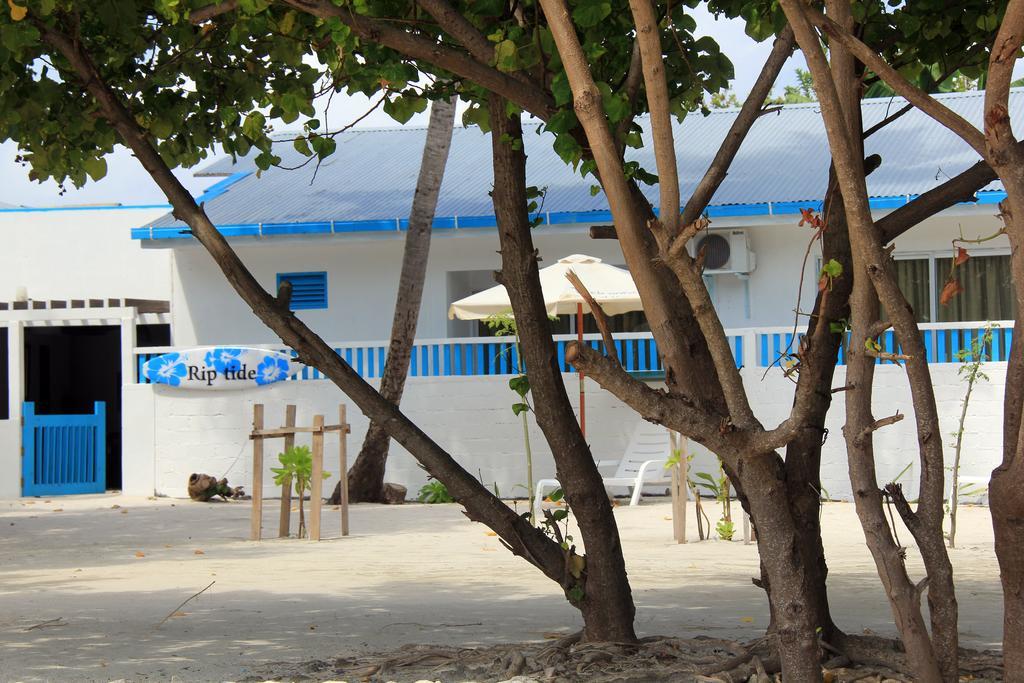 Rip Tide Vacation Inn, K.Guraidhoo Guraidhoo  Exterior photo